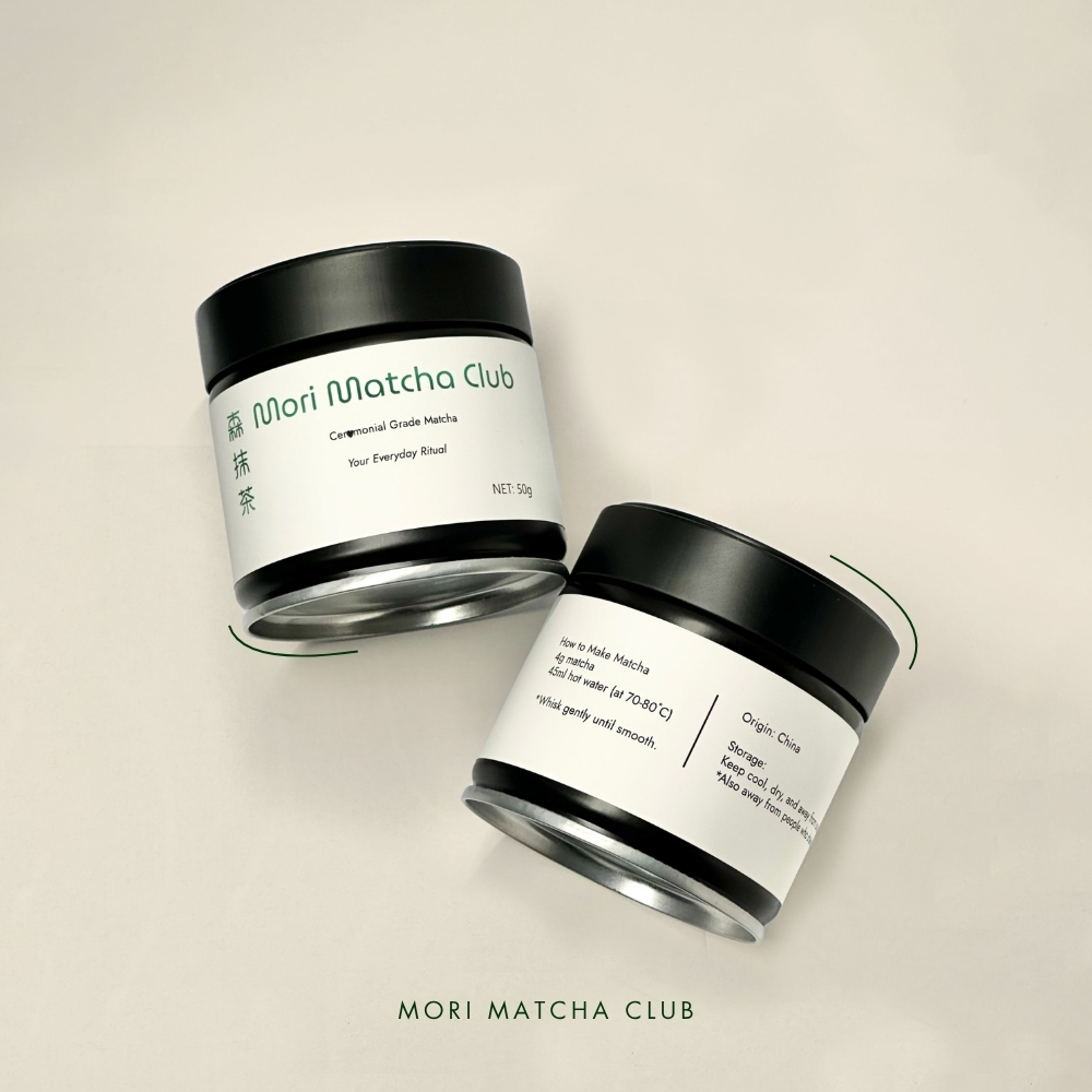 Premium matcha powder texture and whisking setup